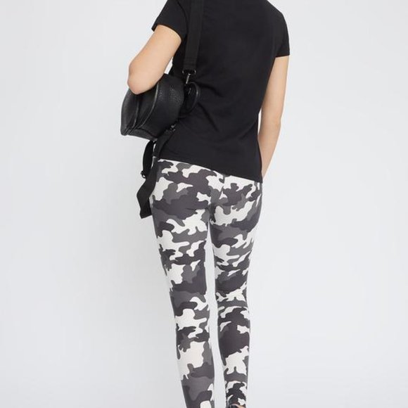 SWS Gray Camo Soft Leggings XL NWT - Picture 13 of 13